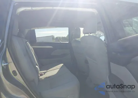 2016 Toyota Highlander Le from USA, damaged, VIN 5TDZARFH9GS022270